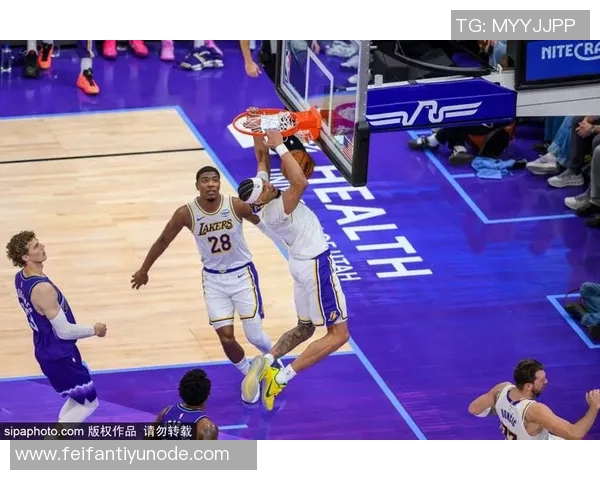 湖人疲态明显防守失利仅得1次抢断快攻得分惨遭太阳压制 湖人疲态明显防守失利仅得1次抢断快攻得分惨遭太阳压制